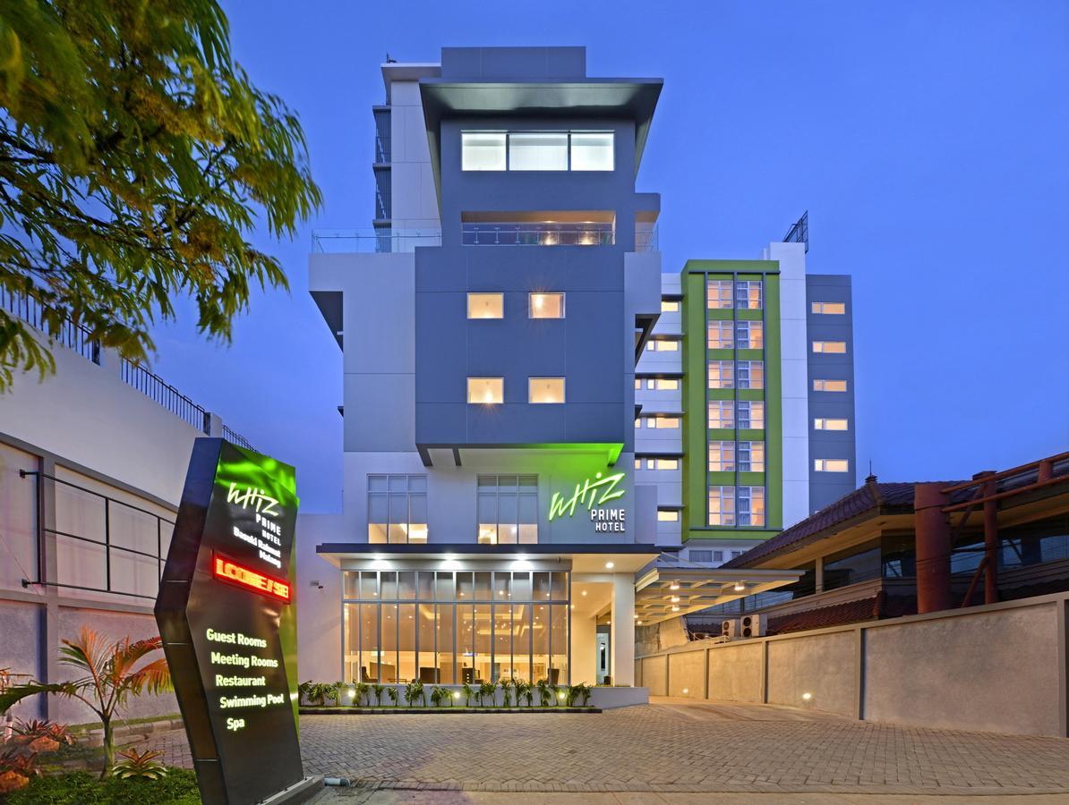 Whiz Prime Hotel Basuki Rahmat Malang Eksteriør bilde